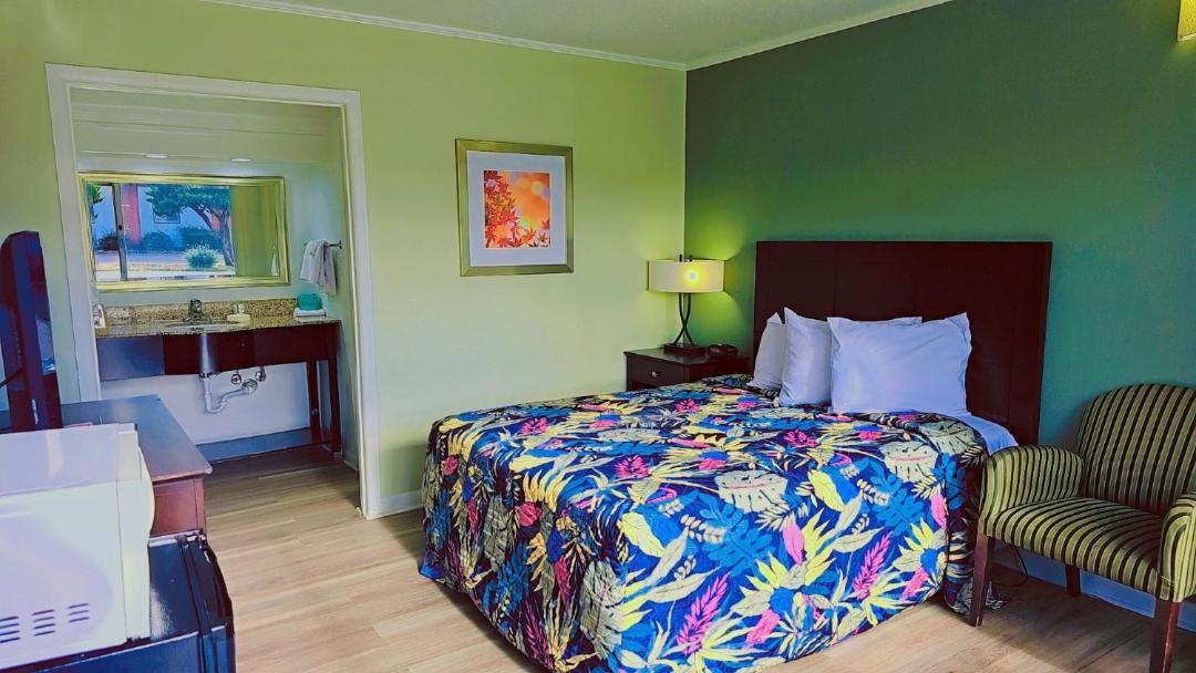 Astoria Hotel North Данвил Екстериор снимка